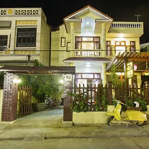 Qua Cam Tim 3*, Hoi An Vietnam