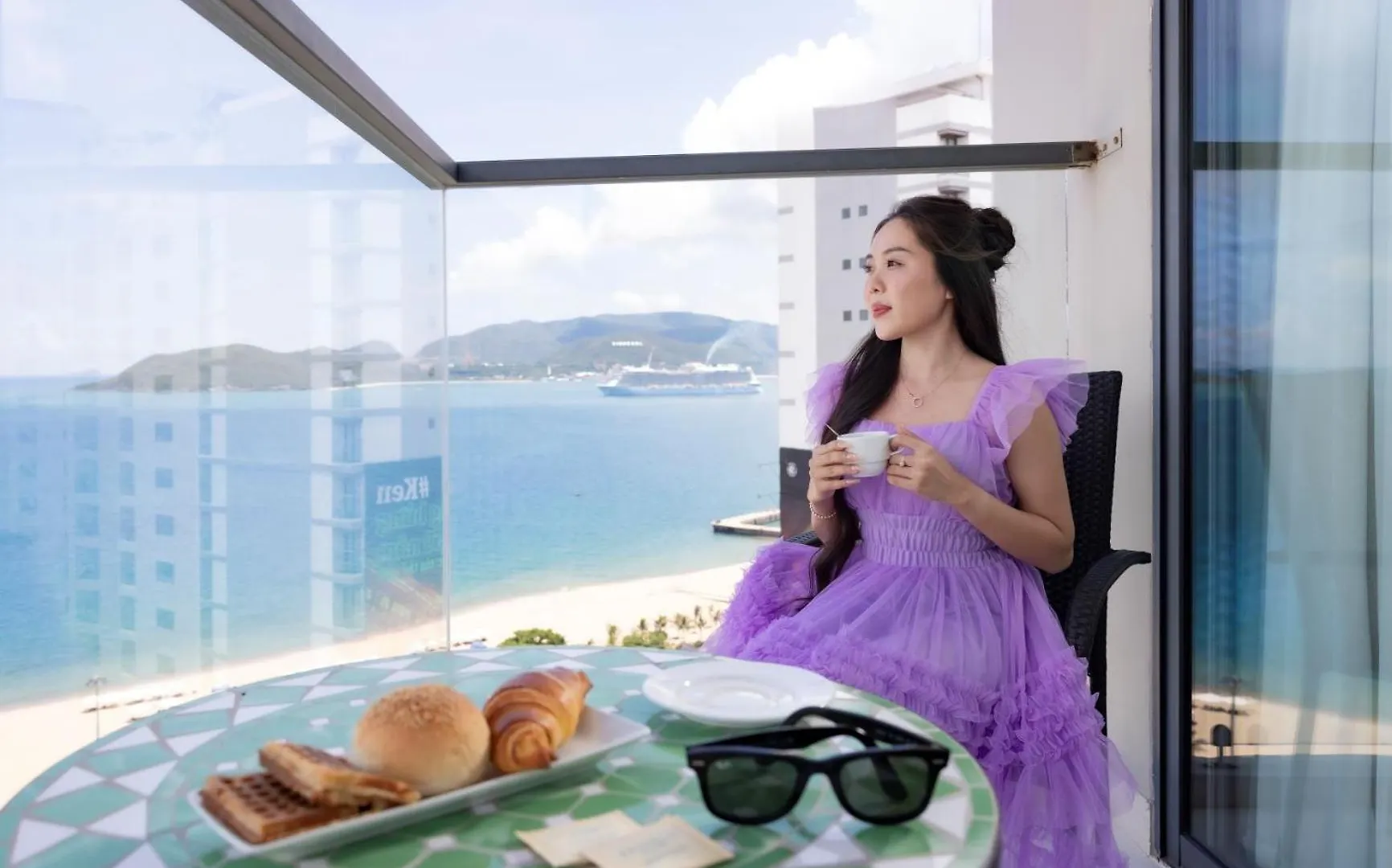 Xavia Hotel Nha Trang 4*,